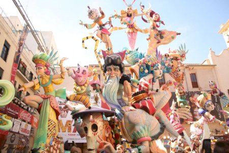 MAPA | Recorregut pels monuments fallers que no et pots perdre estes Falles de 2024