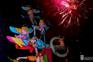 El fuego de la cremà pone el broche final a las Fallas 2024 de Torrent - (foto 12)