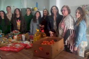 Entrega de la Agrupación Escolta al Comedor Social de Burriana