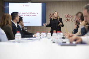 Barrachina solicita una reunión con la ministra Ribera:  exige soluciones “urgentes” para proteger el litoral de la provincia de Castellón