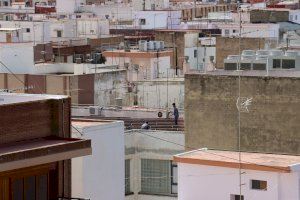 El Ayuntamiento de Torrent solicita una subvención para la instalación de placas solares en edificios municipales