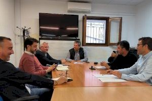 Peñíscola estudia recoger las botellas de vidrio puerta a puerta