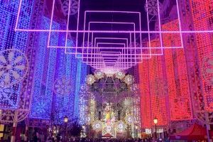 El Ayuntamiento de València convoca las subvenciones para financiar la iluminación de calles por Fallas
