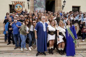 El ‘Mig Any Fester’ confirma las ganas de fiesta y la fraternidad de las comparsas de Paterna