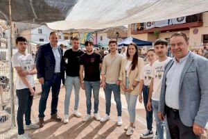 La caza moviliza en Fanzara a centenares de aficionados que defienden un deporte “que es pasión y desarrollo” - (foto 3) La caza moviliza en Fanzara a centenares de aficionados que defienden un deporte “que es pasión y desarrollo” - (foto 3)