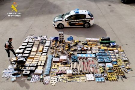 Ladrones 'spidermans' en Valencia escalan tejados, asaltan naves y roban vehículos: así actuaba el clan familiar butronero