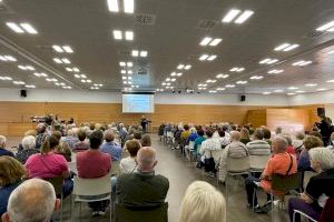 Més de 130 persones majors assistixen a la jornada sobre seguretat que impartix la Policia Local en el centre de Benicalap - (foto 3) Més de 130 persones majors assistixen a la jornada sobre seguretat que impartix la Policia Local en el centre de Benicalap - (foto 3)