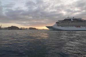 El puerto posiciona la provincia de Alicante como destino de cruceros: 5 barcos y más de 11 mil pasajeros en dos días El puerto posiciona la provincia de Alicante como destino de cruceros: 5 barcos y más de 11 mil pasajeros en dos días