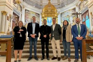 Barrera visita Cullera con motivo de la reciente declaración como BIC inmaterial de las fiestas de la Mare de Déu del Castell