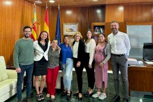 La alcaldesa recibe a la asociación Madres Poderosas