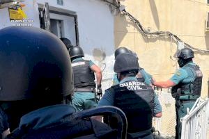 Colegios, centros deportivos, domicilios, garajes: Callosa de Segura vive una oleada de robos - (foto 2) Colegios, centros deportivos, domicilios, garajes: Callosa de Segura vive una oleada de robos - (foto 2)