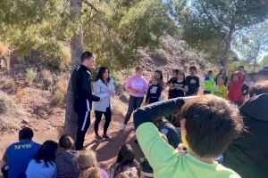 Escolars d'Almenara planten prop de 250 exemplars de pi blanc i lledoner en la localitat - (foto 7)