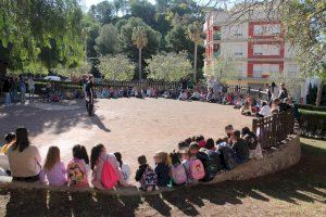 Escolars d'Almenara planten prop de 250 exemplars de pi blanc i lledoner en la localitat - (foto 9)