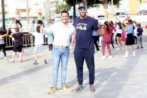 Los jóvenes, primeros en disfrutar del dispositivo montado para la celebración de “El Campello Fitness” este fin de semana - (foto 3)