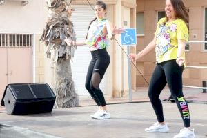 Los jóvenes, primeros en disfrutar del dispositivo montado para la celebración de “El Campello Fitness” este fin de semana - (foto 5)