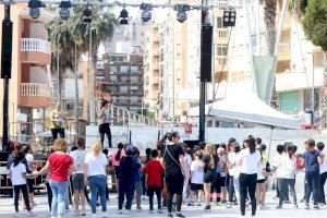 Los jóvenes, primeros en disfrutar del dispositivo montado para la celebración de “El Campello Fitness” este fin de semana - (foto 6)