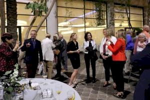 Benidorm acoge por primera vez el programa de turismo del Imserso para personas sordas