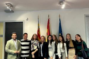 Las alumnas del IES Puçol, junto a Paz Carceller, viajan a Bruselas para presentar el proyecto Girls4Tech