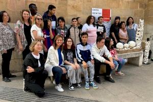 La Nit de l’Art se abre a la cerámica inclusiva con el trabajo del alumnado del centro de Educación Especial y PFCB Penyeta Roja