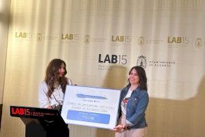 Un artículo sobre Hogueras y turismo gana el I Premio de Periodismo Turístico de Alicante - (foto 2)