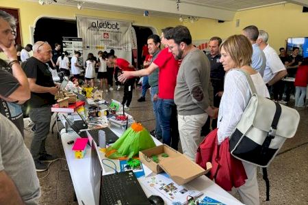 El Ayuntamiento de Alcoy vuelve a participar en la feria Alcoibot con el ‘Kit Ciudadano’