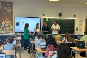 La Directora General de Inclusión Educativa visitó el IES La Nucía