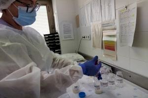 Más de 300 recién nacidos se benefician de la donación de leche materna en el Hospital General Universitario de Elche Más de 300 recién nacidos se benefician de la donación de leche materna en el Hospital General Universitario de Elche