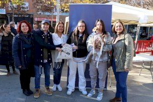 Torrent busca hogar y familia para mascotas abandonadas en la II Feria de la Adopción