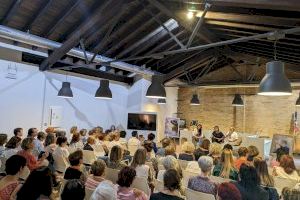 El Encuentro de Clubes de Lectura con Carmen Amoraga reúne a unas 90 personas en Olocau - (foto 2) El Encuentro de Clubes de Lectura con Carmen Amoraga reúne a unas 90 personas en Olocau - (foto 2)