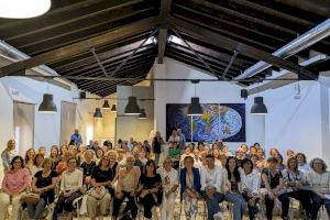 El Encuentro de Clubes de Lectura con Carmen Amoraga reúne a unas 90 personas en Olocau El Encuentro de Clubes de Lectura con Carmen Amoraga reúne a unas 90 personas en Olocau