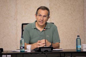 La UJI reconoce a sus deportistas de élite y presenta una nueva edición de las becas de la Cátedra Endavant Villarreal C.F. - (foto 7)