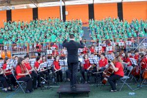 Torrent se llena de música con "Escola Canta" - (foto 11)