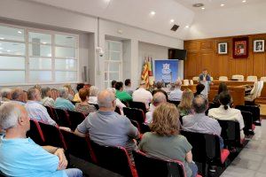 Burjassot y la Universitat de València estrechan sus lazos de colaboración con la presentación de un primer ciclo de conferencias - (foto 2) Burjassot y la Universitat de València estrechan sus lazos de colaboración con la presentación de un primer ciclo de conferencias - (foto 2)
