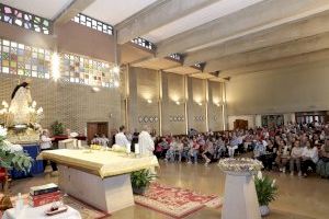 La Virgen de los Desamparados visita la parroquia Patriarca San José de Valencia y su colegio diocesano - (foto 4) La Virgen de los Desamparados visita la parroquia Patriarca San José de Valencia y su colegio diocesano - (foto 4)