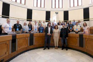 La Diputación de Alicante recibe a un grupo de responsables de internacionalización de universidades estadounidenses La Diputación de Alicante recibe a un grupo de responsables de internacionalización de universidades estadounidenses