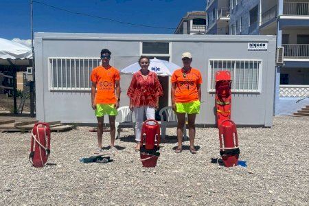 Nules comienza la temporada estival con el inicio del servicio de socorrismo en sus playas