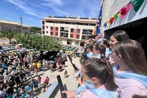Un multitudinario chupinazo inaugura las fiestas patronales de Sant Joan de Moró Un multitudinario chupinazo inaugura las fiestas patronales de Sant Joan de Moró