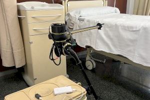 Invento made in Castellón: Un robot lleva la comida y la medicación a pacientes aislados, con patologías infecciosas y radiológicos