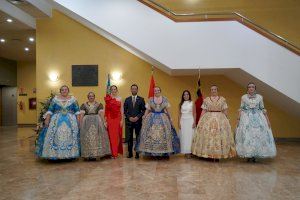 Paterna presenta a Clara Barres Martínez, Reina de las Fiestas Mayores 2024 en una emotiva gala