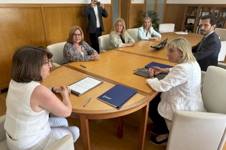 Justícia concedeix 42.000 euros a la Universitat d’Alacant per a l’atenció a víctimes i el seu accés a la justícia Justícia concedeix 42.000 euros a la Universitat d’Alacant per a l’atenció a víctimes i el seu accés a la justícia