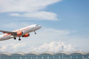 La Generalitat insistix a ampliar els aeroports d'Alacant i València abans que se saturen