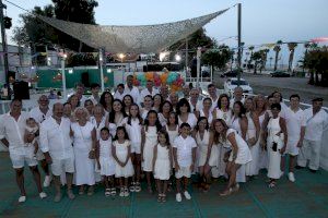 GALERÍA | La Falla Societat de Caçadors presenta a Maria Aguilella como Fallera Mayor Infantil y a todos sus representantes 2025