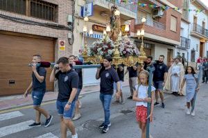 Olocau concluye las Fiestas de Agosto con la Procesión en honor a su Patrón, San Roque - (foto 8)