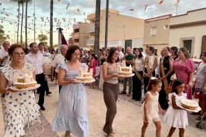 La Reina y damas de la Vila presiden la celebración en honor a Sant Roc - (foto 8)