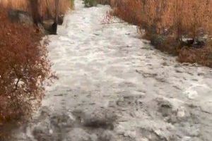 VÍDEO | Las tormentas causan inundaciones en la zona del incendio de Benasau y los ríos bajan cargados de ceniza - (foto 2)