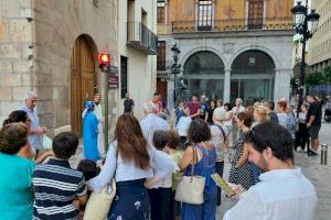 Más de 500 personas participan en las visitas teatralizadas con motivo del 773 aniversario de la fundación de Castellón Más de 500 personas participan en las visitas teatralizadas con motivo del 773 aniversario de la fundación de Castellón