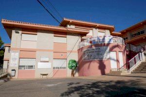 Educación anuncia las becas para la adquisición de libros y material escolar del alumnado de Educación Infantil en Crevillent - (foto 2)