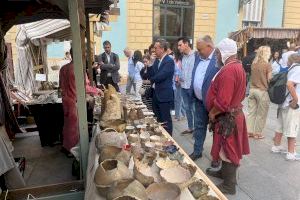 Así es el mercado de oficios y actividades medievales que acoge la plaza Manises de Valencia este fin de semana - (foto 4)