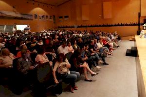 Benidorm conmemora el Día de la Salud Mental con la lectura de un manifiesto y actuaciones en favor de AFEM - (foto 3) Benidorm conmemora el Día de la Salud Mental con la lectura de un manifiesto y actuaciones en favor de AFEM - (foto 3)