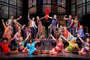 Kinky boots, un musical de altura en el Auditori Teulada Moraira